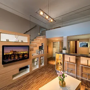 Stylish In Old Town Apartment Prag